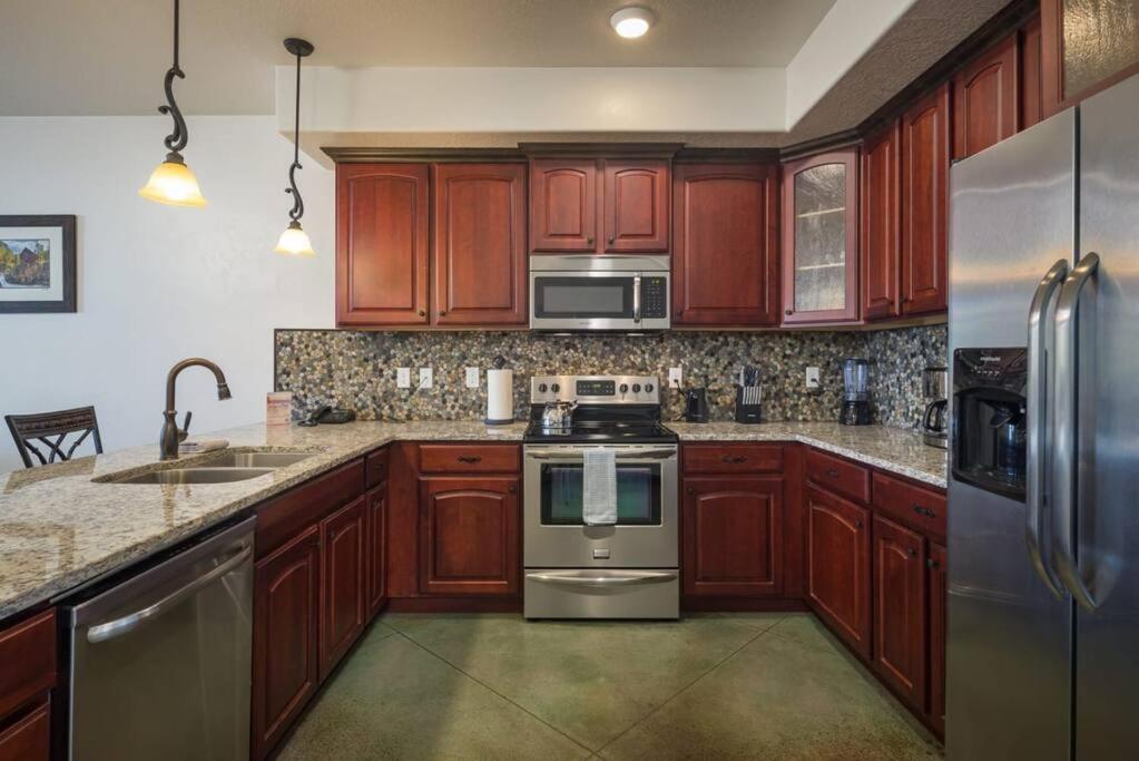 Luxury Downtown Rental Moab Exterior foto
